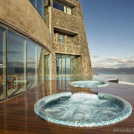 Arakur Ushuaia Resort & Spa Eksteriør billede The hot tubs at the hotel