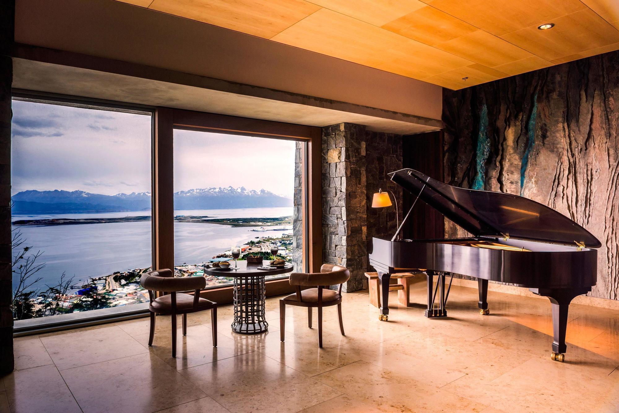 Arakur Ushuaia Resort & Spa Eksteriør billede Interior of the home