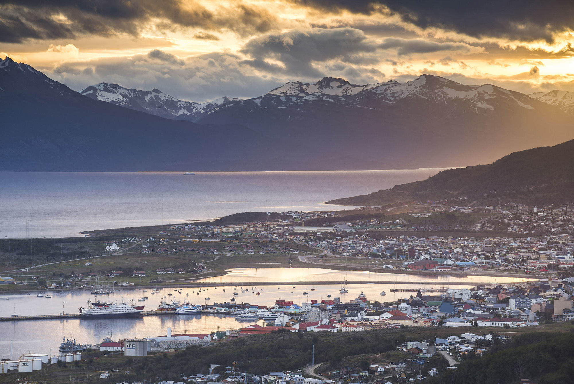 Arakur Ushuaia Resort & Spa Eksteriør billede View of Ushuaia